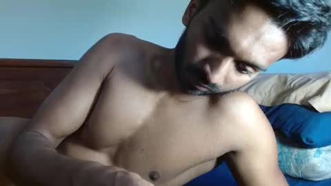 Snapshot of rayannzz chatting on 01.16.26 eyan online show from 01.16.26