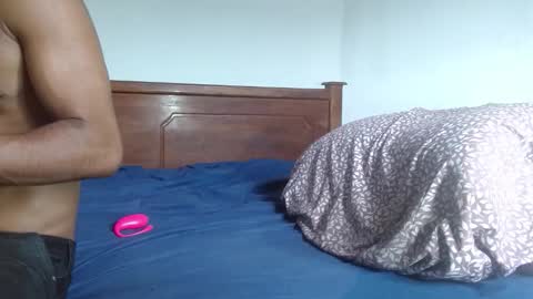 Snapshot of rayannzz chatting on 02.22.26 eyan online show from 02.22.26