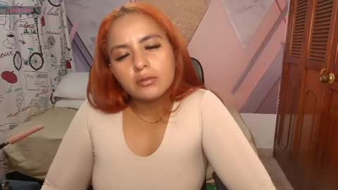 Snapshot of raylin_escobar chatting on 05.09.26 raylin_escobar online show from 05.09.26
