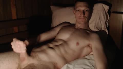 Snapshot of raylonn chatting on 03.19.26 Ray online show from 03.19.26