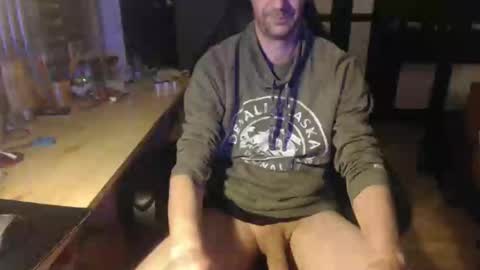 Snapshot of raymann8 chatting on 02.22.25 Ray online show from 02.22.25