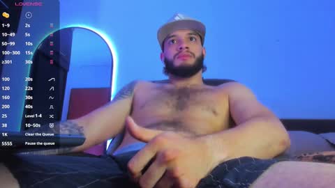 Felipe independent model online show from 10.11.25