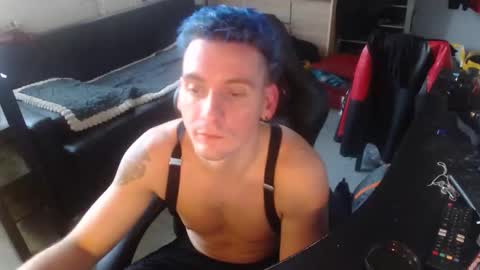 Snapshot of rayzel31 chatting on 11.09.25 Rayzel online show from 11.09.25