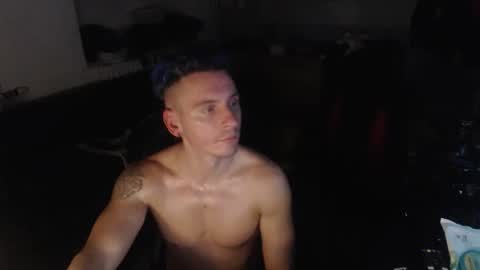 Snapshot of rayzel31 chatting on 11.13.25 Rayzel online show from 11.13.25