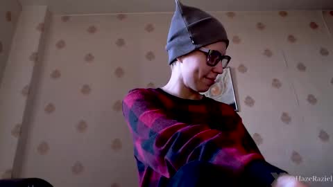  Yrriel Strife Candy-Demon Caveboy mr. Cringe   online show from 09.19.25