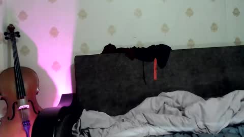  Yrriel Strife Candy-Demon Caveboy mr. Cringe   online show from 12.19.25