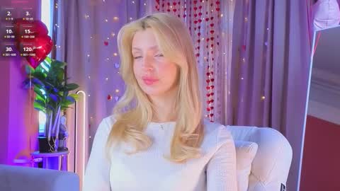 Snapshot of realcrystal chatting on 02.18.26 Grace online show from 02.18.26