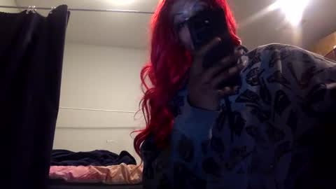 Snapshot of realdrewreynolds chatting on 02.12.26 tranzGODess online show from 02.12.26