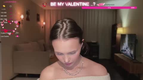 Snapshot of realsupermichael chatting on 02.11.25 AliceEve online show from 02.11.25