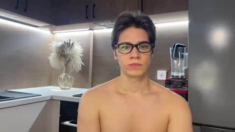 Snapshot of realsupermichael chatting on 02.14.25 AliceEve online show from 02.14.25