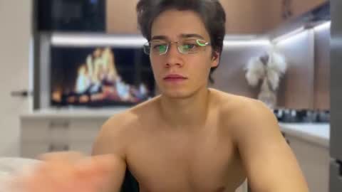 Snapshot of realsupermichael chatting on 02.27.25 AliceEve online show from 02.27.25