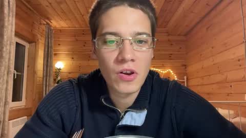 Snapshot of realsupermichael chatting on 09.22.25 AliceEve online show from 09.22.25