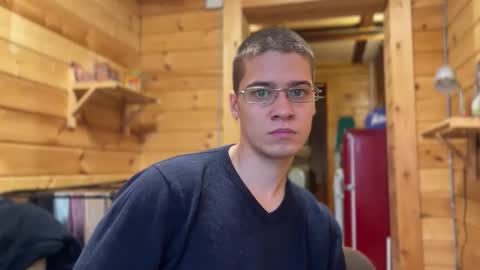 Snapshot of realsupermichael chatting on 12.01.25 AliceEve online show from 12.01.25