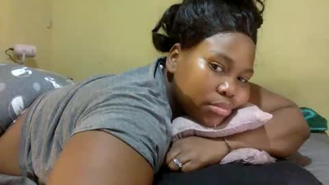 REAL1SWEETHEART online show from 12.25.24