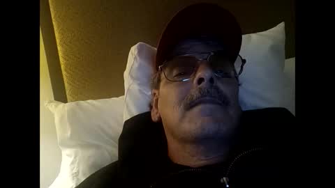 reaviss228851 online show from 11.04.25