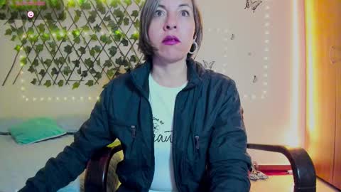 Rebbeca online show from 09.24.25