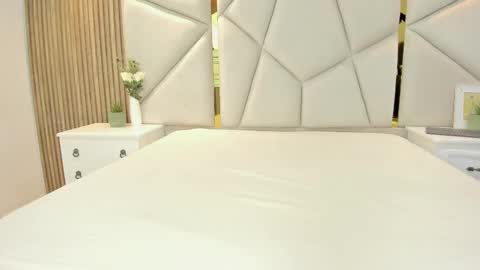 Rebeca online show from 10.17.25