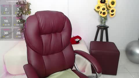 REBECA online show from 03.08.26