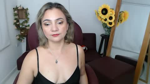 Snapshot of rebeca_milf chatting on 07.17.26 REBECA online show from 07.17.26