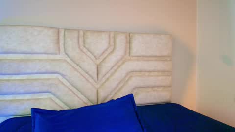 Rebeca Williams online show from 03.04.25