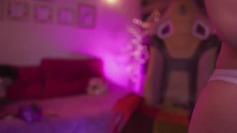 Snapshot of rebecah_1 chatting on 11.21.25 Rebeca online show from 11.21.25