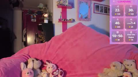 Snapshot of rebecahart chatting on 03.01.26 Rebecca online show from 03.01.26