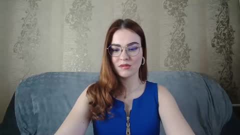 Snapshot of rebecca_ccaa chatting on 03.09.25 Rebecca online show from 03.09.25