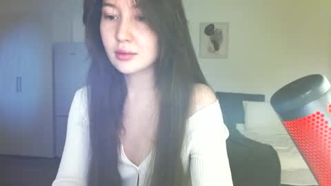 Snapshot of rebecca_demure18 chatting on 02.24.25 Lets talk here 33. online show from 02.24.25