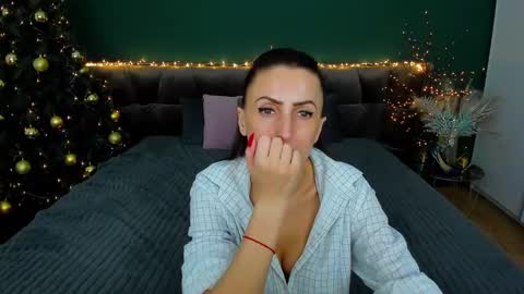 Snapshot of rebecca_diamonds chatting on 01.16.25 rebecca_diamonds online show from 01.16.25