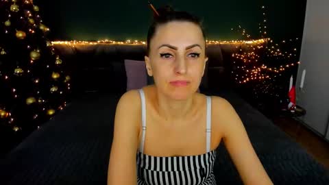 rebecca_diamonds online show from 01.07.26