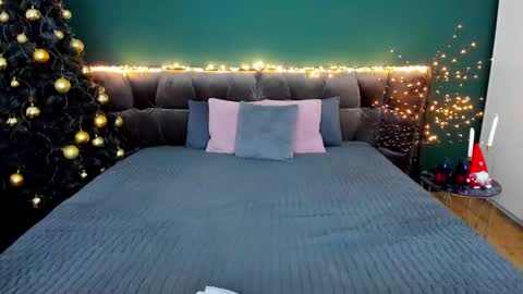 rebecca_diamonds online show from 01.12.26