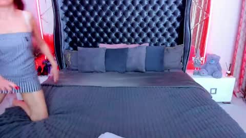 rebecca_diamonds online show from 04.12.26