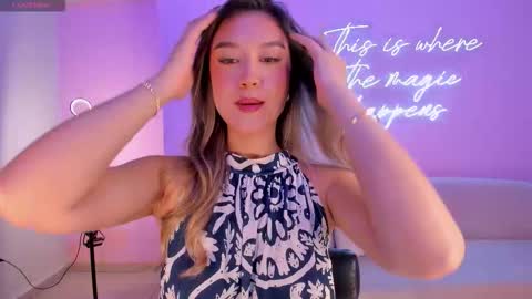 Snapshot of rebeccahudson_ chatting on 10.26.25 Rebe online show from 10.26.25