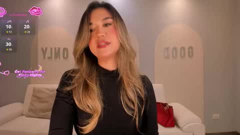 Snapshot of rebeccahudson_ chatting on 11.24.25 Rebe online show from 11.24.25