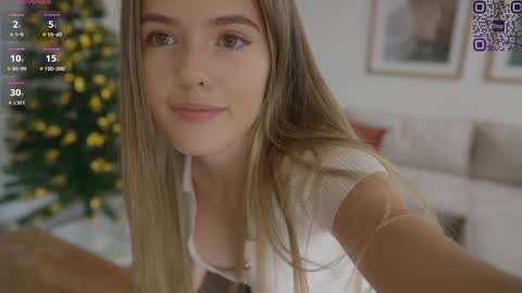 Snapshot of rebeccastonee chatting on 12.24.24 - Maria - Of rebeccastonec - telegram online show from 12.24.24