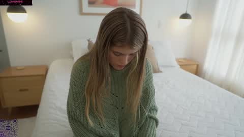 Snapshot of rebeccastonee chatting on 02.05.25 - Maria - Of rebeccastonec - telegram online show from 02.05.25