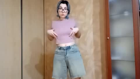 Zoe online show from 02.04.26