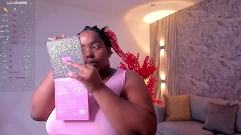 Snapshot of rebeka_spencer chatting on 03.05.25 rebeka online show from 03.05.25