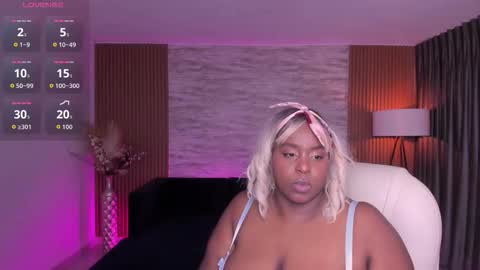 Snapshot of rebeka_spencer chatting on 02.14.26 rebeka online show from 02.14.26