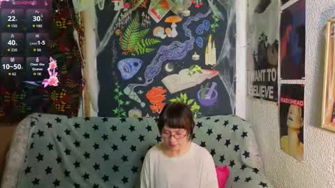 Snapshot of reborn_elf chatting on 11.14.25 Lara online show from 11.14.25