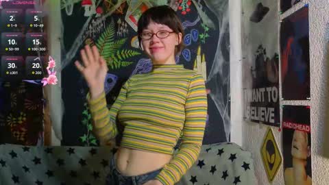 Snapshot of reborn_elf chatting on 11.16.25 Lara online show from 11.16.25