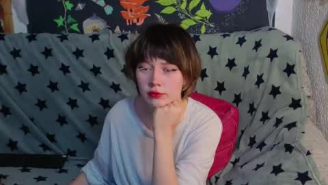 Snapshot of reborn_elf chatting on 11.19.25 Lara online show from 11.19.25