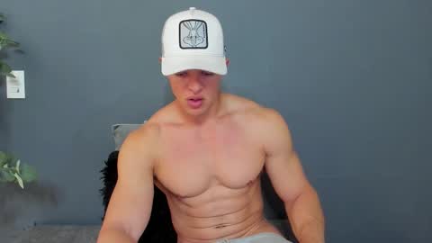 twitter REECET26 instagram RECCETAYLOR online show from 03.01.26