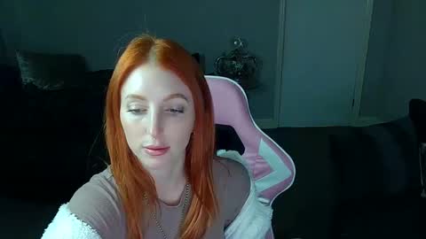 Red -  online show from 02.03.25