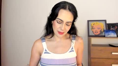 red_flower203 online show from 12.17.25