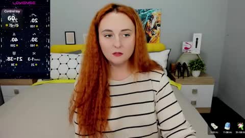 Snapshot of red_naughtyfox chatting on 01.10.25 Lessy Fox online show from 01.10.25