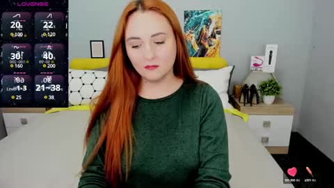 Snapshot of red_naughtyfox chatting on 01.11.25 Lessy Fox online show from 01.11.25