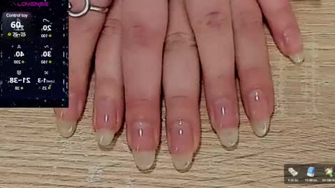 Snapshot of red_naughtyfox chatting on 01.24.25 Lessy Fox online show from 01.24.25