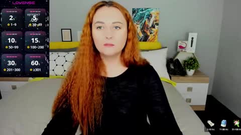 Snapshot of red_naughtyfox chatting on 02.06.25 Lessy Fox online show from 02.06.25