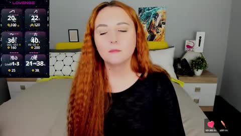 Snapshot of red_naughtyfox chatting on 02.06.25 Lessy Fox online show from 02.06.25